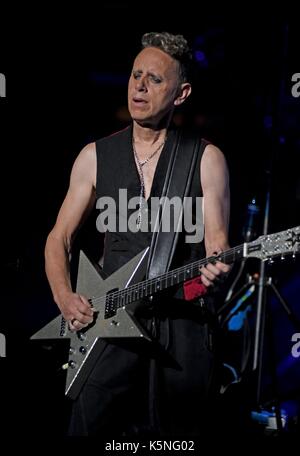 New york, ny, Stati Uniti d'America. 9 Sep, 2017. martin gore di presenze per Depeche Mode 2017 global tour dello spirito, il Madison Square Garden di new york, ny, 9 settembre 2017. Credito: derek storm/everett raccolta/alamy live news Foto Stock