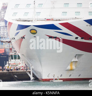 La nave di crociera Britannia a Las Palmas porta su Gran Canaria Isole Canarie Spagna Foto Stock