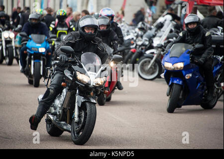 Brighton, Regno Unito. 10 settembre, 2017. ace cafe reunion 2017 brighton burn-up, migliaia di ciclisti scese sulla città di Brighton e convergenti nella unità di Madera per l annuale Raduno motociclistico. credito terry applin/alamy live news Foto Stock