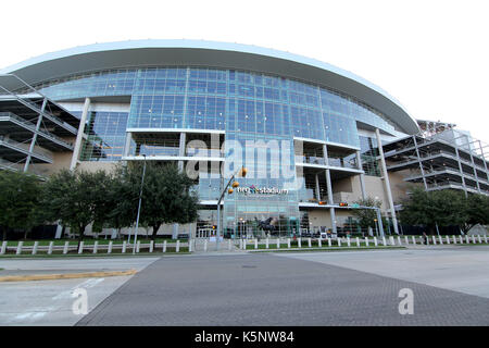 Houston, Texas, Stati Uniti d'America. Decimo Sep, 2017. Una vista generale di NRG stadium prima della NFL stagione regolare il gioco tra la Houston Texans e Jacksonville Jaguars a Houston, TX il 10 settembre 2017. Credito: Erik Williams/ZUMA filo/Alamy Live News Foto Stock