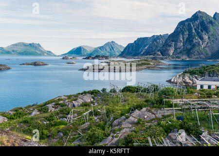 Villaggio di henningsvaer. Vista sulle rocce. la Norvegia. Foto Stock