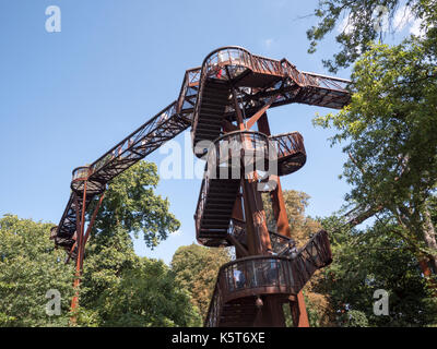 Treetop walkway Royal Botanical Gardens di Kew, London, England, Regno Unito Foto Stock