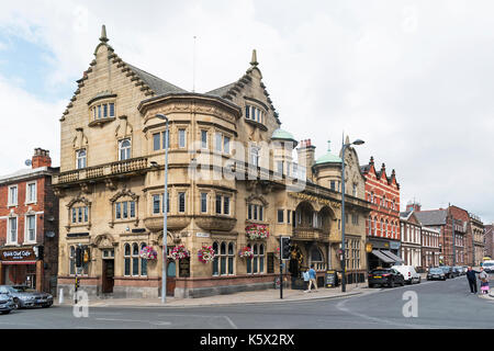 La Filarmonica storico pub e sale da pranzo nell'angolo di speranza e di hardman strade di Liverpool, in Inghilterra, Regno Unito. Foto Stock