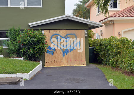 Fort Lauderdale, Florida, Stati Uniti. 10th settembre 2017. Effetti Di Extreme Categoria 5 Uragano Irma Il 10 Settembre 2017 A Fort Lauderdale, Florida Credit: Mpi122/Media Punch/Alamy Live News Foto Stock