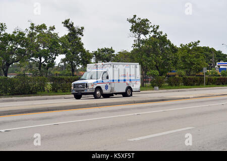 Fort Lauderdale, Florida, Stati Uniti. 10th settembre 2017. Effetti Di Extreme Categoria 5 Uragano Irma Il 10 Settembre 2017 A Fort Lauderdale, Florida Credit: Mpi122/Media Punch/Alamy Live News Foto Stock