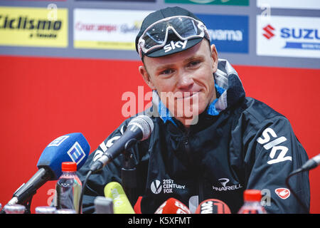 09-09-2017. Stadio 20 di la Vuelta a España. Corvera - Angliru. Asturias, España. Chris Froome (GBR) Foto: Cronos/Alvaro Campo Foto Stock