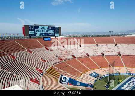 Los Angeles, CA, Stati Uniti d'America. Decimo Sep, 2017. NFL Indianapolis Colts vs Los Angeles Rams presso il Los Angeles Memorial Coliseum di Los Angeles, Ca il 10 settembre 2017. (Assoluta fotografo completo & Company Credit: Jevone Moore/MarinMedia.org/Cal Sport Media (rete televisione vi preghiamo di contattare il vostro rappresentante di vendita per uso televisivo. Credito: csm/Alamy Live News Foto Stock