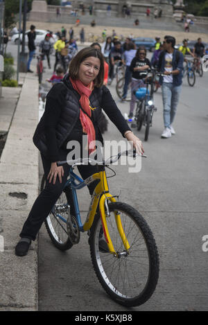 Città del Messico, Città del Messico, mx. Decimo Sep, 2017. rosana urina, 55.psicologo.tourist da bolivia credito: joel alvarez/zuma filo/alamy live news Foto Stock