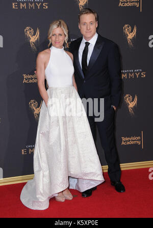 Los Angeles, CALIFORNIA, Stati Uniti. 10 settembre 2017. 10 settembre 2017 - Los Angeles, California - Allan Rudyk. 2017 Creative Arts Emmy - arrivi tenuti al Microsoft Theatre L.A. Live di Los Angeles. Credito fotografico: Birdie Thompson/Admedia Foto Stock