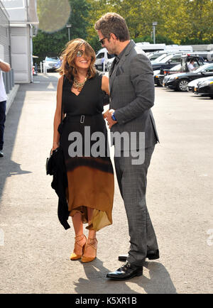 Flushing NY - 10 SETTEMBRE: Mariska Hargitay e Peter Hermann alla partita US Open Men's Final Championship presso l'USTA Billie Jean King National Tennis Center il 10 settembre 2017 a Flushing, Queens. Credito: John Palmer/Mediapunch Foto Stock