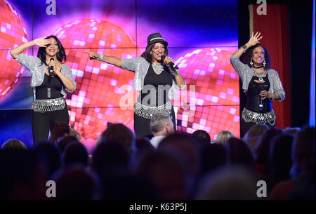 Sister sledge preforma a un concerto di beneficenza a Prestonfield House Hotel, Edinburgh Foto Stock