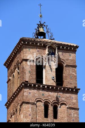 La basilica di santa maria presso il quartiere di Trastevere a Roma (Italia), 18 luglio 2017. | Utilizzo di tutto il mondo Foto Stock