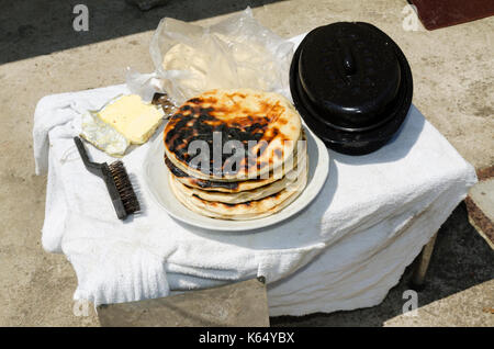 Piatto pane di vita rurale per esterno Foto Stock