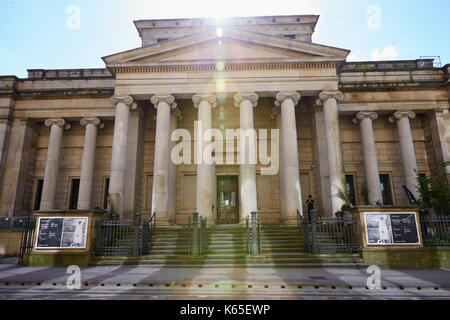 Manchester, Regno Unito - 4 May 2017: Esterno del Manchester Art Gallery Foto Stock