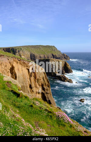 Scogliere, Land's End, Cornovaglia, Inghilterra, Gran Bretagna Foto Stock