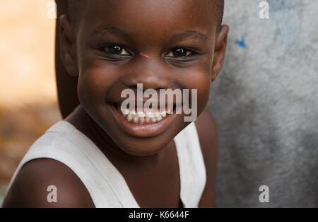 ragazzo felice Foto Stock