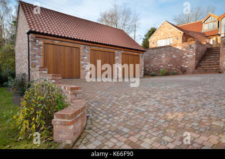 Executive nuova build home triple garage Foto Stock