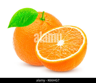 Orange isolato. Uno tutta arancione e metà isolato su sfondo bianco Foto Stock