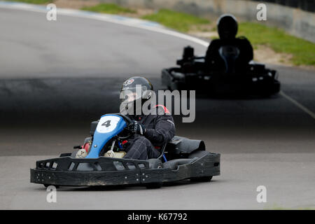 Adulti gara thunderkarts, 13cv / 390 cc gara kart telaio. Il kart è in grado di raggiungere una velocità in eccesso di 55 mph a Thruxton kart center in Hampshire Foto Stock