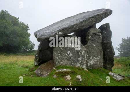 Quoit trethevy, celtica civiltà megalitica in Cornovaglia, Inghilterra Foto Stock