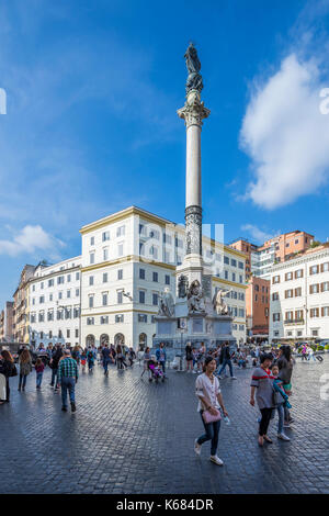 Colonna dell immacolata Concezione in Piazza Mignanelli, Roma, lazio, L'Italia, l'Europa. Foto Stock