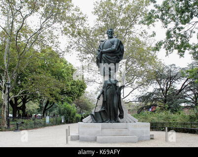 New york, Stati Uniti d'America - Settembre 2016: una statua che si trova nella parte inferiore di Manhattan del explorer italiano Giovanni da Verrazzano di Ettore Ximenes. Foto Stock