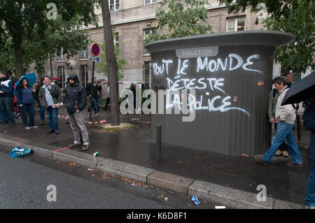 Parigi, Francia. Xii Sep, 2017. dimostrazione contro la riforma del codice del lavoro del governo macron a Parigi in Francia il 12 settembre 2017 credit: francois pauletto/alamy live news Foto Stock