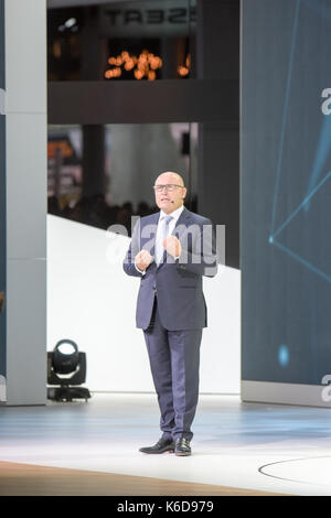 Francoforte, Germania. Xii Sep, 2017. BERNHARD maier, CEO Skoda, Skoda conferenza stampa al sessantacinquesimo iaa International Motor Show di Francoforte sul Meno il Martedì, Settembre 12th, 2017 credit: Markus wissmann/alamy live news Foto Stock