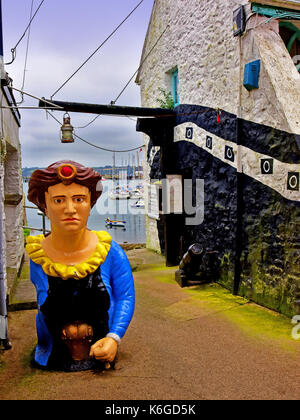 Falmouth cornwall falmouth high street pub nave polena Foto Stock