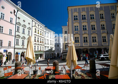 La piazza del mercato di Passau, Baviera, Germania. Foto Stock