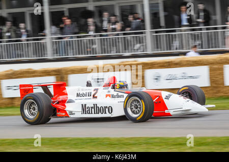 1994 penske-mercedes pc23 Carrello racer con autista karl wandlinger al 2017 goodwwod festival della velocità, sussex, Regno Unito. Foto Stock