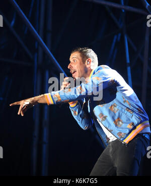 Vicenza, vi, Italia - 5 settembre 2017: concerto dal vivo di gabbani francesco un italiano cantautore e musicista Foto Stock