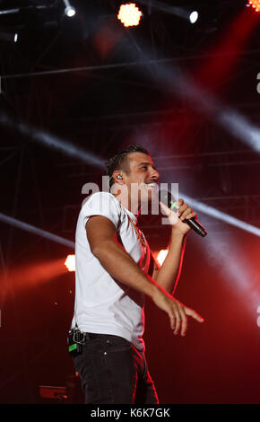 Vicenza, vi, Italia - 5 settembre 2017: concerto dal vivo di gabbani francesco un italiano cantautore e musicista Foto Stock