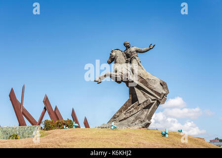 Antonio Maceo monumento, Plaza de la Revolucion, monumento a mulatto eroe nazionale generale Antonio Maceo Grajales in Santiago de Cuba, Cuba Foto Stock