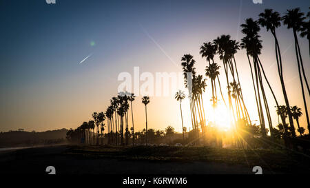 Tramonto su santa barbara beach Foto Stock