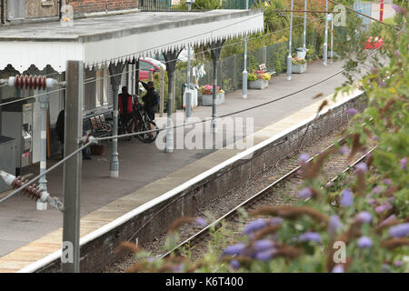 Maggiore Anglia treni Burnham on Crouch Station Foto Stock