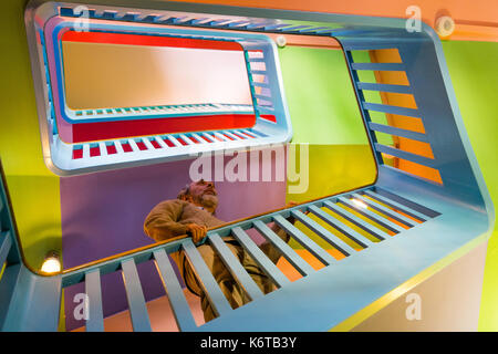 Lennart Lajboschitz, fondatore di Flying Tiger catena di vendita al dettaglio e creatore di Absalon comunità Casa, Copenhagen, Danimarca Foto Stock