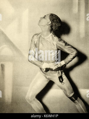 Lambert costante 's 'Romeo & Juliet' con Serge Lifar come Romeo. Dipinto di Max Ernst & J. Miro, coreografia di B. Nijinska. Ballet Russes de Diaghilev produzione 1926. Direttore britannico & composer (1905-1951). . Il balletto Russe, Ballets Russes Foto Stock