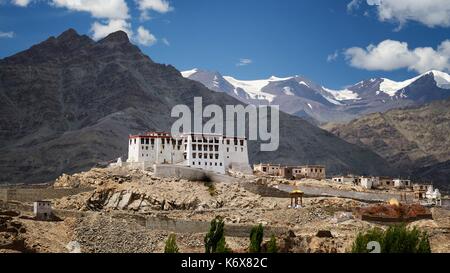 India, dello Stato del Jammu e Kashmir, Himalaya, Ladakh, Indus Valle, monastero buddista di Stakna Foto Stock