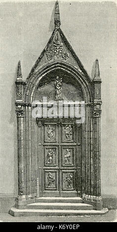 Firenze porta principale della chiesa di S Maria maggiore Foto Stock