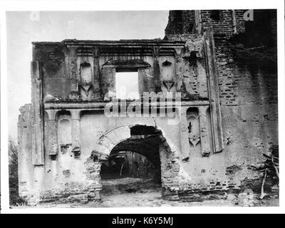 La facciata della rovina della missione Tumacacori, nei pressi di Tucson, Arizona, ca.1908 (CHS 4191) Foto Stock