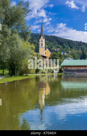 Chiesa parrocchiale di San Sisto in schliersee, Alta Baviera, Baviera, Germania, Europa Foto Stock