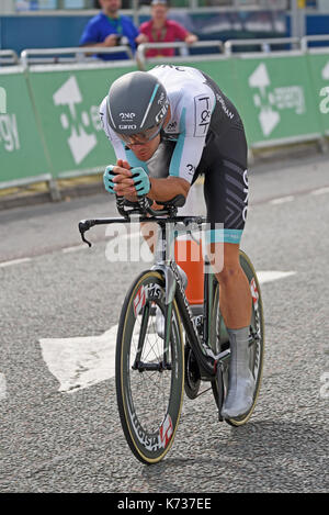 Hayden McCormick del team One Pro Cycling che corre nella fase 5 dell'OVO Energy Tour of Britain Tendring Time Trial, Clacton, Essex Foto Stock