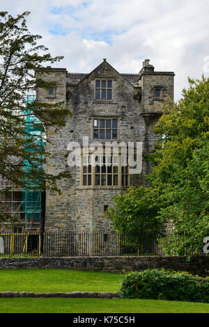 Esterno del restaurato del XV secolo il Castello di Donegal a Donegal Town, County Donegal, Repubblica di Irlanda Foto Stock