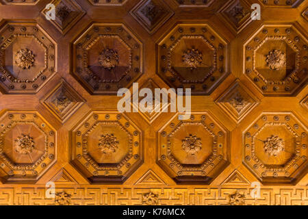 Elementi di architettura del palazzo regaleira (Quinta da Regaleira) situato a Sintra, Portogallo Foto Stock