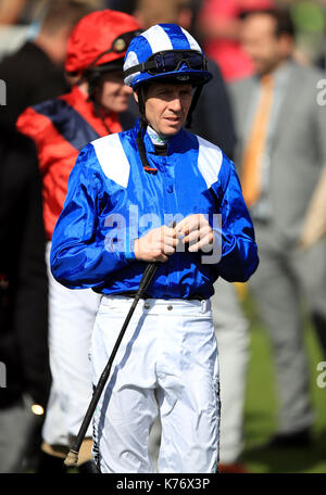 Jockey jim crowley su tajaanus prima del William Hill può hill picchetti Foto Stock