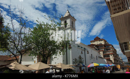 Vista sul Santuario di Mariano nel centro storico della città di Cuenca Foto Stock