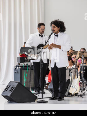 New york, ny - 13 settembre 2017: la band suona presso il delpozo primavera estate 2018 fashion show durante la settimana della moda di new york Foto Stock