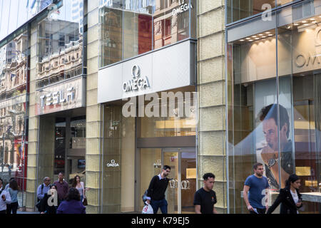 Omega e Tesla Store Negozi di Martin Place,centro di Sydney, Nuovo Galles del Sud, Australia Foto Stock