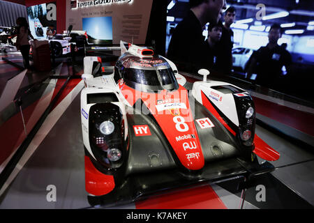 Francoforte, Germania. 14 settembre 2017. La casa automobilistica giapponese Toyota presenta la Toyota ts050 hybrid racing car al 67. iaa. 67. internationale automobil-ausstellung (IAA) aperto a Francoforte per visitatori professionali. è con oltre 1000 espositori uno del motore più grande mostra in tutto il mondo. La mostra sarà aperta per il pubblico in generale il 16 settembre. Foto Stock